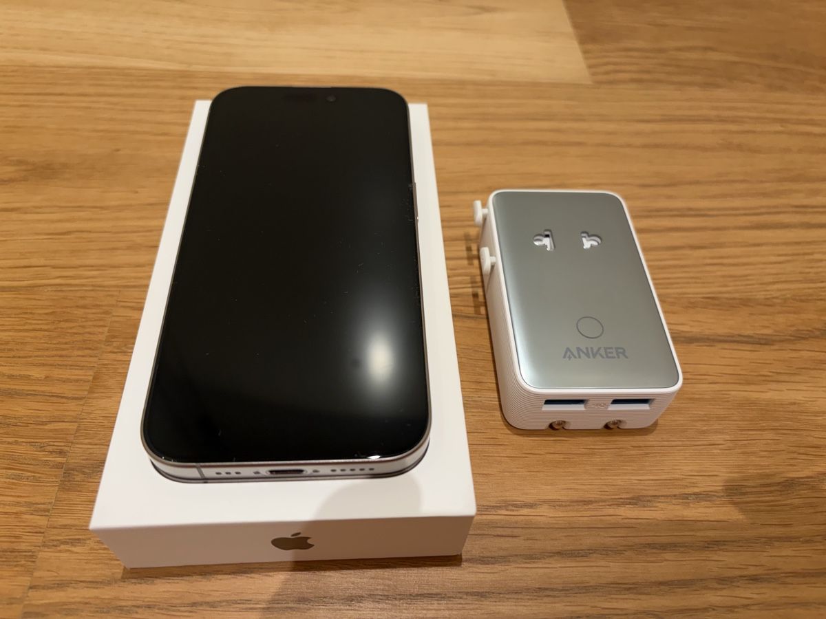 Apple Telefoni cellulari / Smartphones: iPhone 15 Pro (128GB, Natural Titanium) – Usato da Rotkreuz venduto da kli520