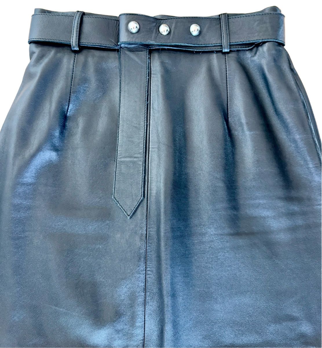 Sandro Gonne: Sandro Paris leather mini skirt, size 1 – Usato da Dübendorf venduto da Pink.Blue 2