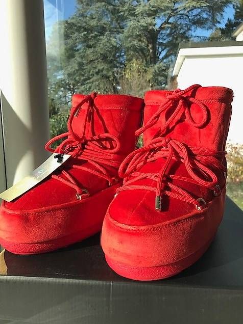 Scarpe da donna: Moon Boots Neuves Modèle Mars – Nuovo e nell'imballaggio originale da La Conversion venduto da lar_w99f 1