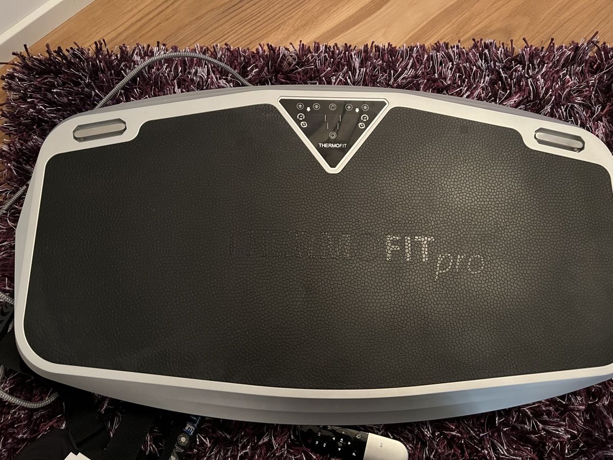 Thermofit Hometrainer: THERMOFIT Vibrationsplatte, wie neu! – Neu (gemäss Beschreibung) aus Seewen SZ von Missholdi 3