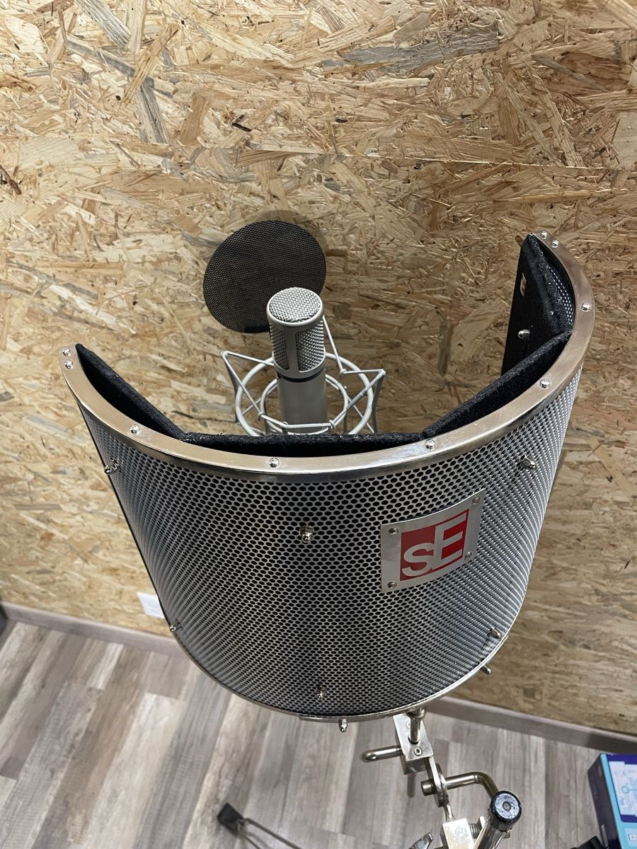 Microfoni: sE Electronics 2200a Mikrofon und Reflexion Filter Pro – Usato da Wiesendangen venduto da s_n_fcg8 1