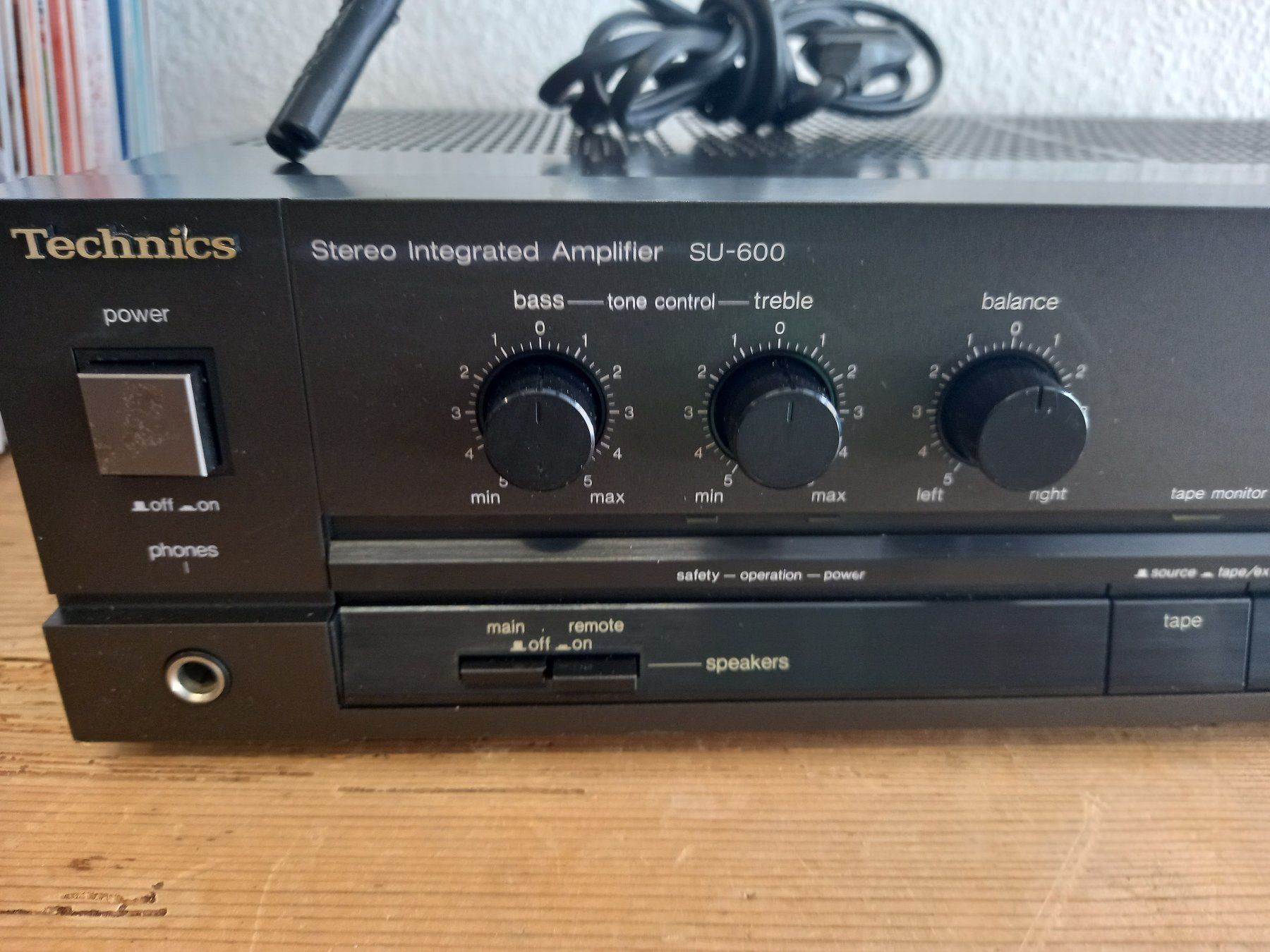 Technics Amplificatori: Technics SU-600  Verstärker – Usato da Prez-vers-Siviriez venduto da Monija70 1
