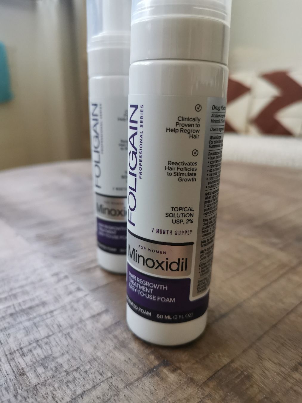 Haarpflegeprodukte: 2 x 60 ml Minoxidil Topical Solution USP, 2% – Neu (gemäss Beschreibung) aus Zürich von Immoertel 1