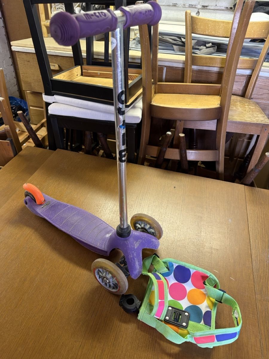 Micro Kickboard: Micro Roller lila Kinderroller  – Gebraucht aus Olsberg von ReiG85