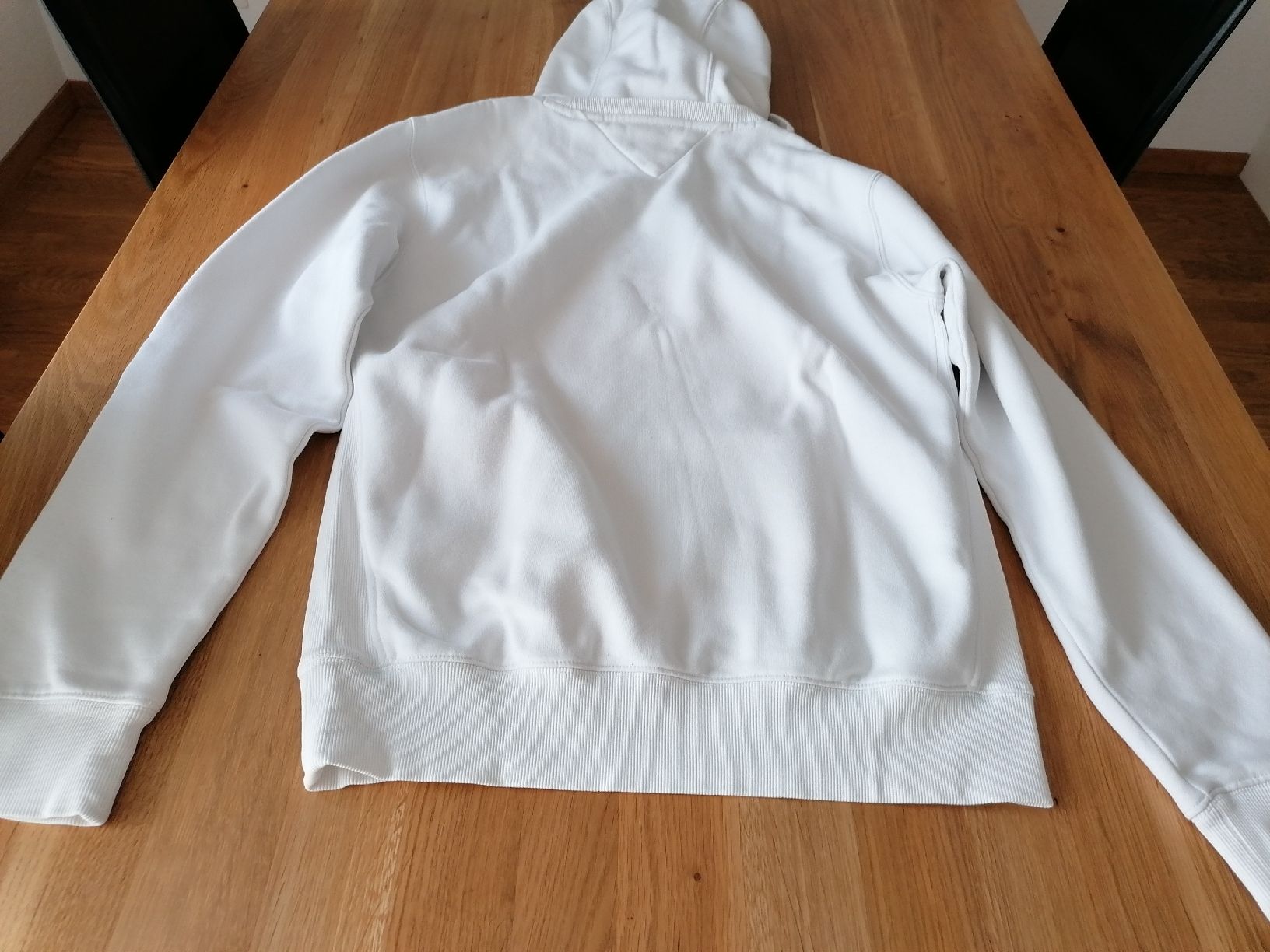 Tommy Hilfiger Pullover & Sweatshirts: Pullover Tomy Hilfiger – Gebraucht aus Adliswil von Romanista1927 8