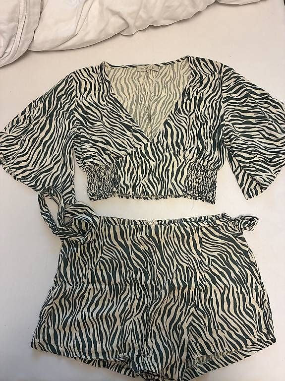 Lotti di vestiti: 2 Teiler shorts und shirt grösse M – Usato da Zürich venduto da Majatzki 3