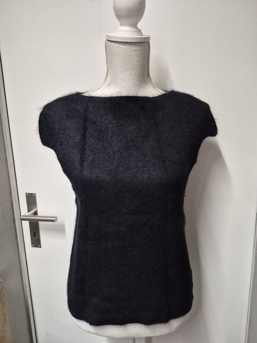 Maglioni & Felpe: Angora Pullover Teddy's Gr.M schwarz, super weich &kuschelig – Usato da Merligen venduto da muss_haben