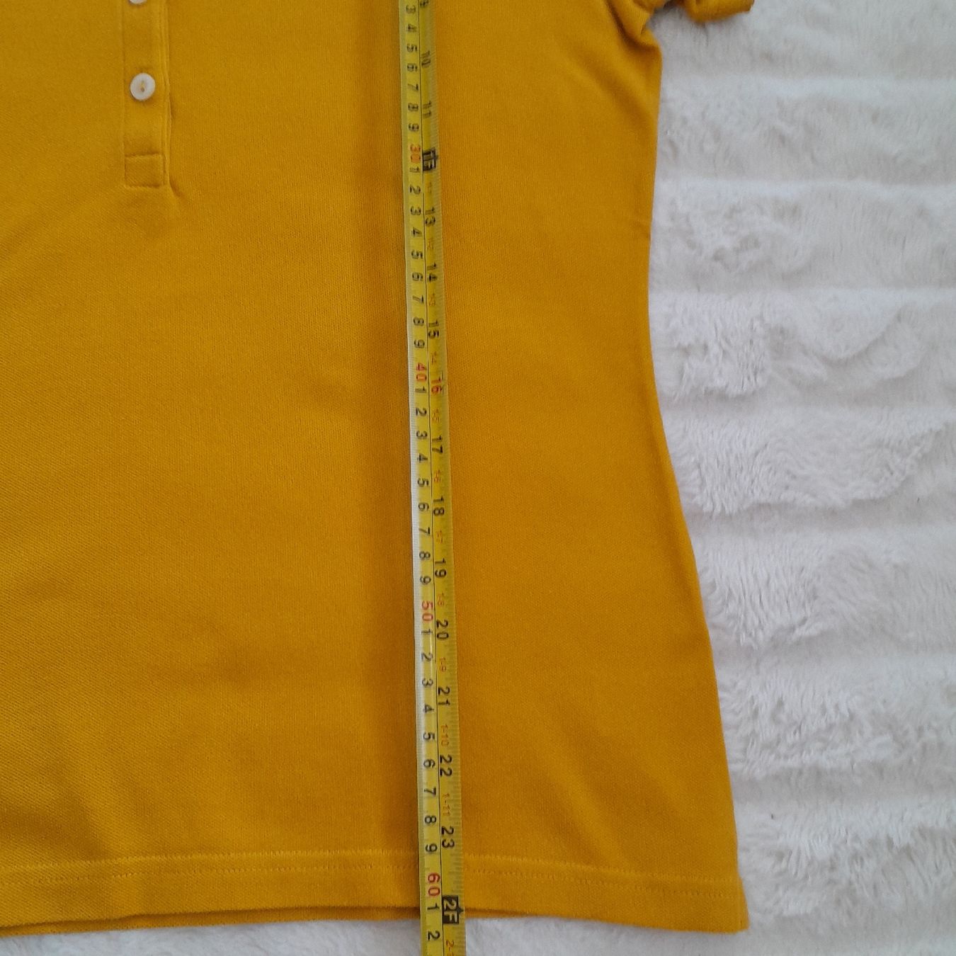 Lacoste Magliette Polo: Polo Lacoste jaune moutarde, taille 44, – Usato da Renens VD venduto da ser_j2fn 3