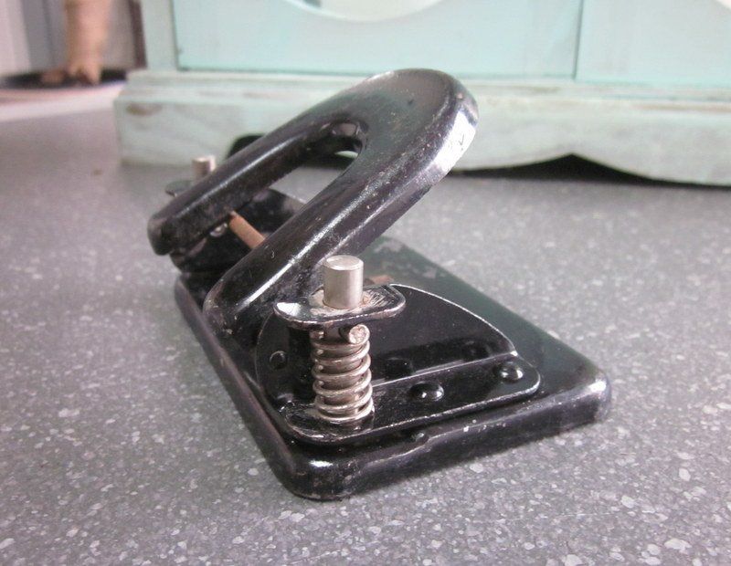 Alle Werkzeuge: Vintage Locher ESO Made in Germany – Gebraucht aus Bischofszell von raika 2