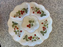 Royal Worcester Porcelaine Dish - 34 cm - Strawberry Motif
