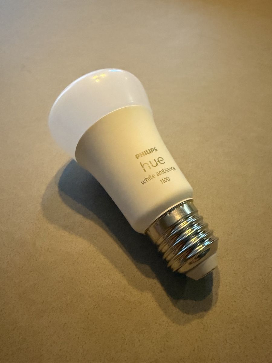 Philips Lampade: Philips Hue White Ambiance E27 – Usato da Agno venduto da Jo_333 2