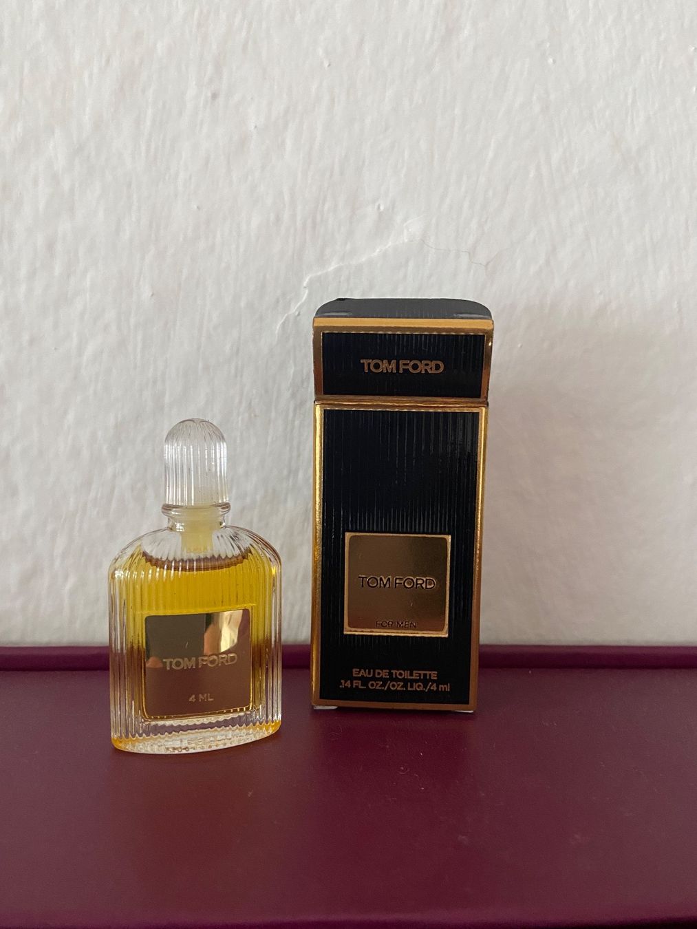 Tom Ford Parfum & Eau de Toilette: Tom Ford edt 4ml – Neu und originalverpackt aus Frenkendorf von kokira