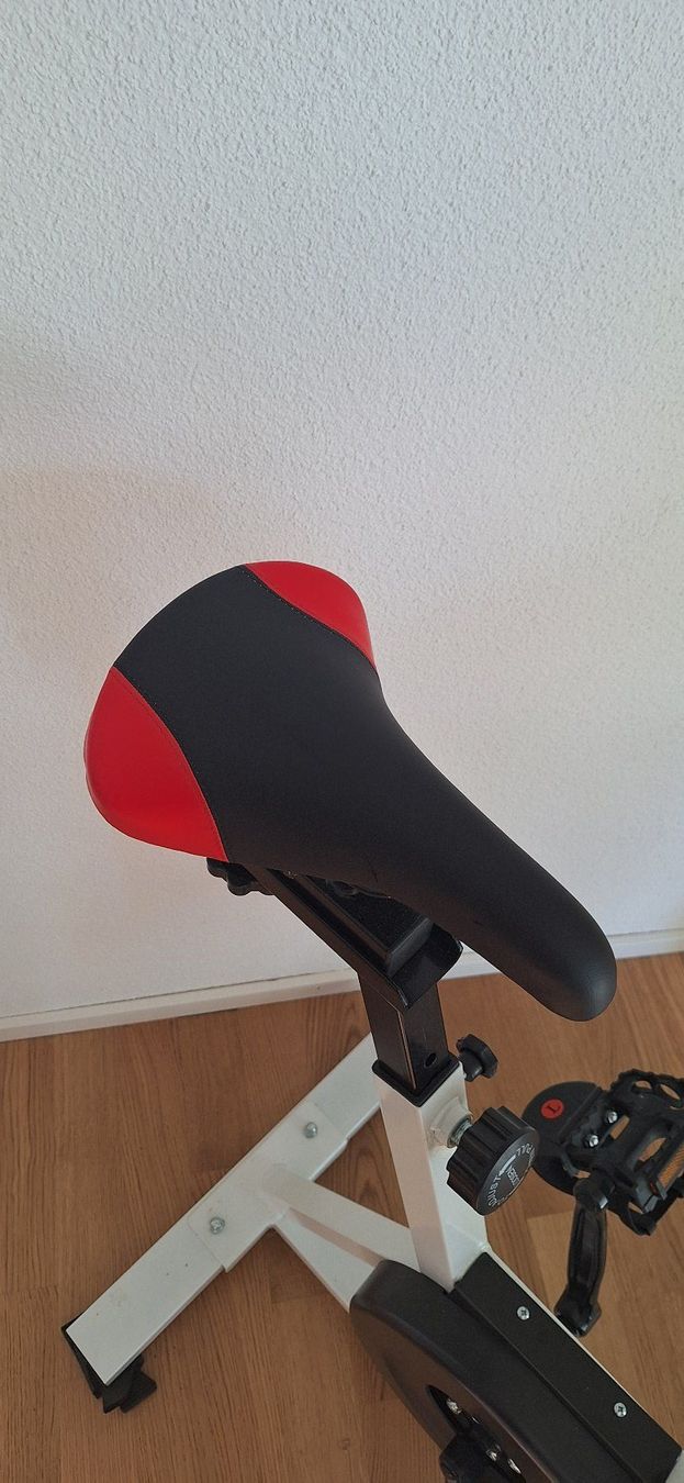 Hometrainer: Hometrainer Indoor Cycle – Usato da Winterthur venduto da Rockeeee 2