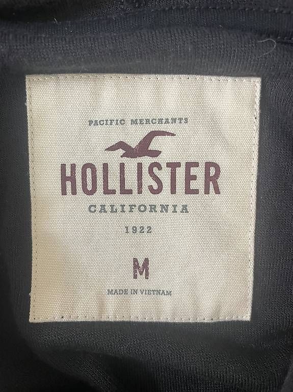 Maglioni & Felpe: Hollister pull capuche éponge noir  – Usato da Troinex venduto da nadinebmichaelson 1