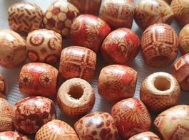 Holzperlen 10mm gemustert, 50 Stück