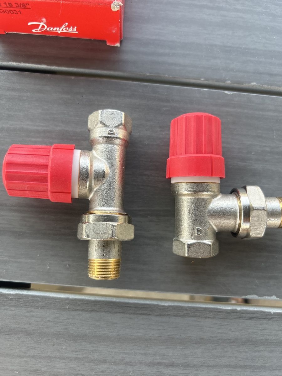 Altro in Utensili da giardino: Danfoss Heizungsventile Neu! – Nuovo e nell'imballaggio originale da Büsserach venduto da ronnin1 1