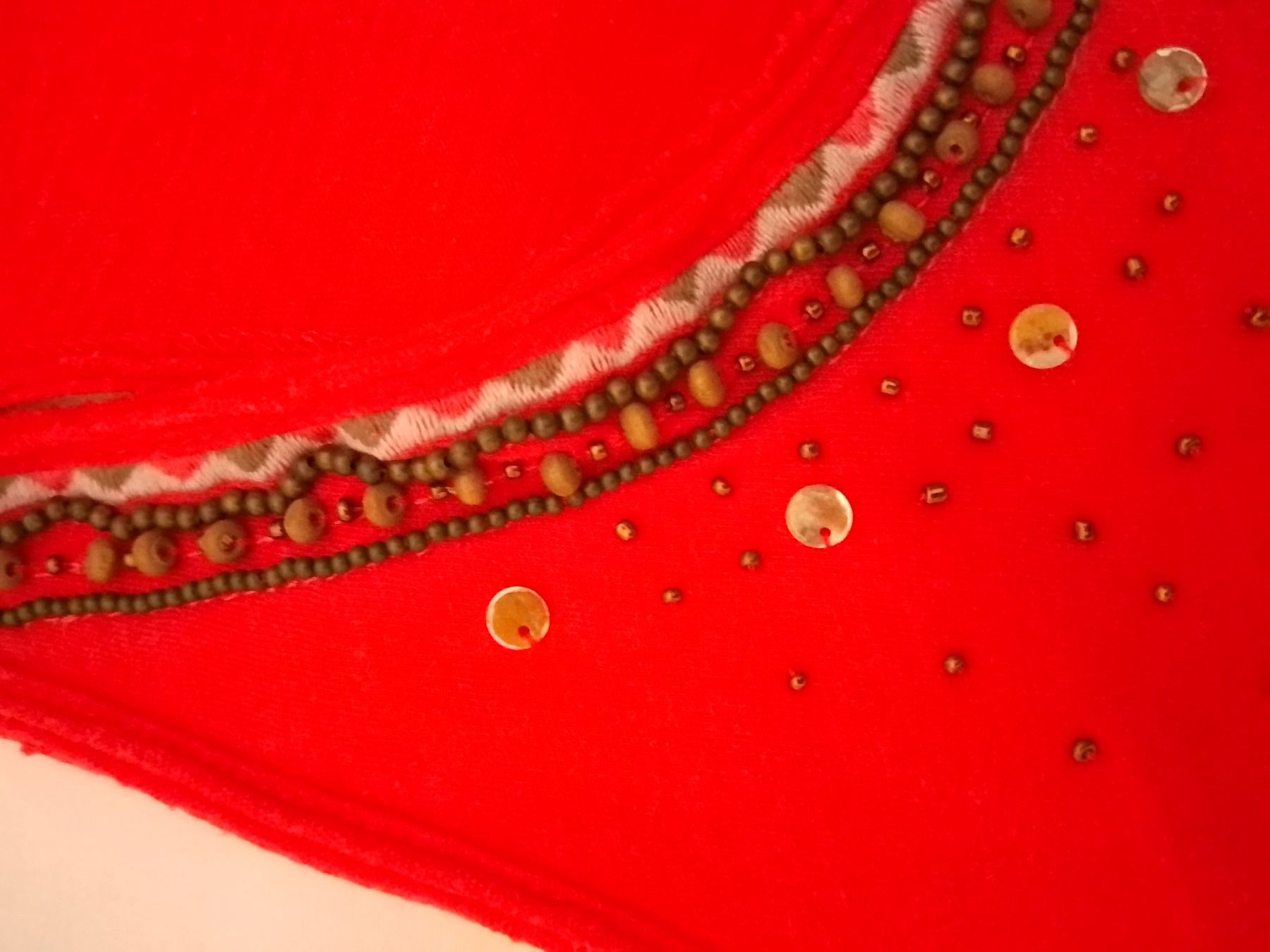Top: Top d'été M/S décoré de perles – Usato da Echandens venduto da Gamora32 2
