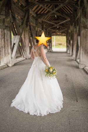 Brautkleid weiss mit Spitze und Schnürung, gebraucht