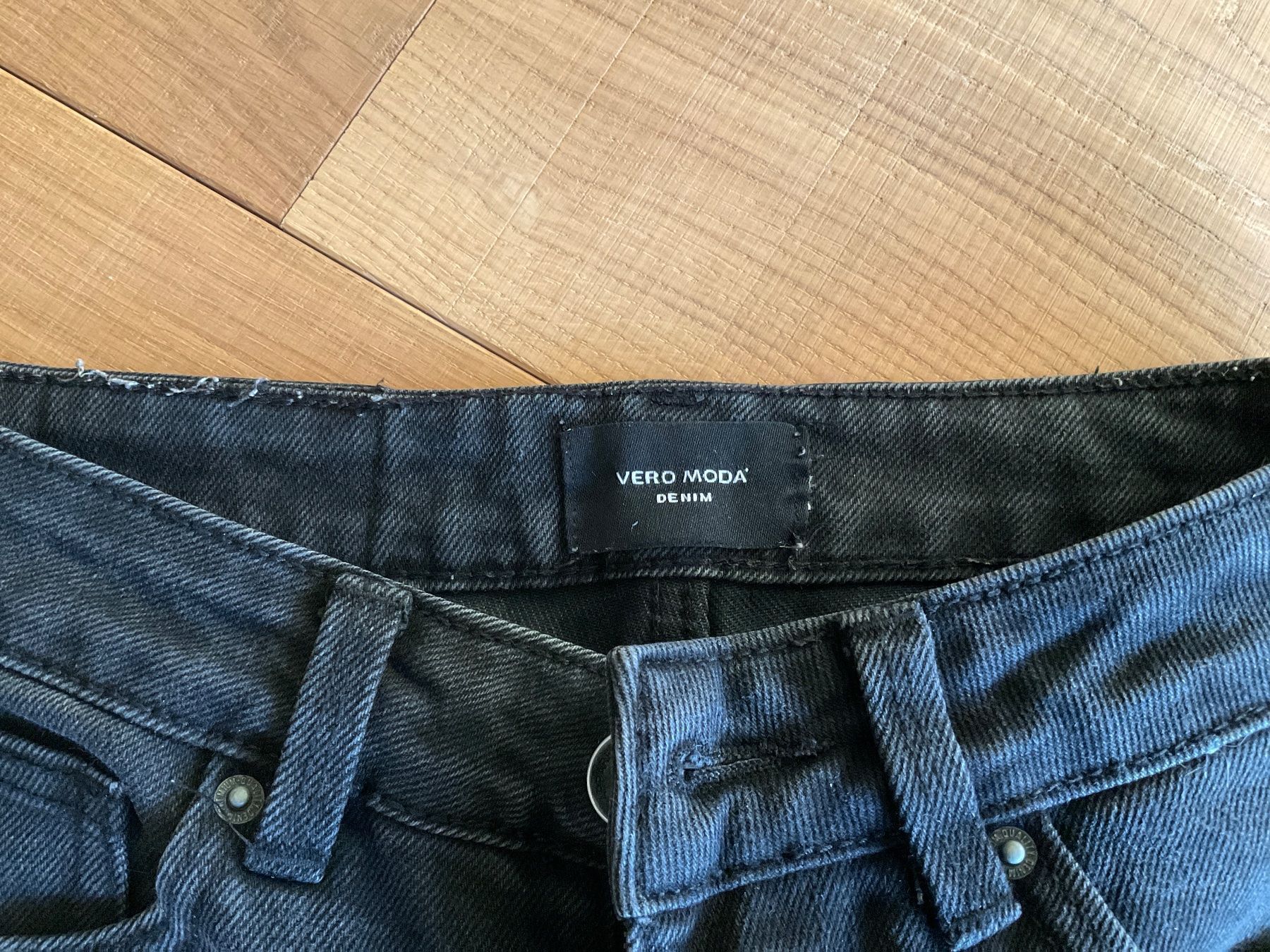 Hosen: 2x Jeans Gr. 25 (158) – Gebraucht aus Winterthur von aionila 3