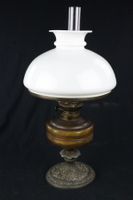 Antike Petroleumlampe