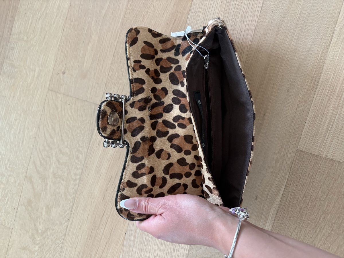 Steve Madden Taschen für Damen: Steve Madden Leopard Print Clutch – Neu und originalverpackt aus Gams von ajd_b2hl 5