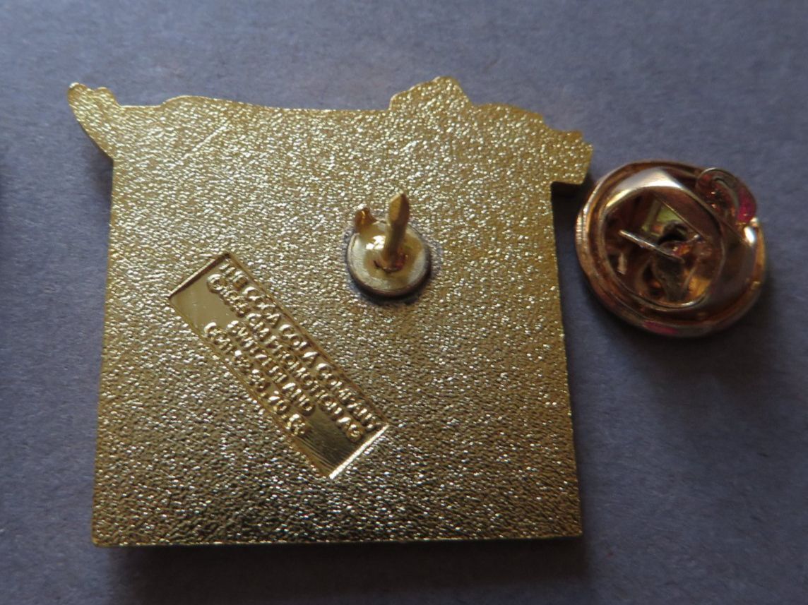 Coca-Cola Placchette & Badge: PIN, COCA-COLA EISBÄR SCHNEEMOBIL BOB – Usato da Neuhausen venduto da luckimucki 1