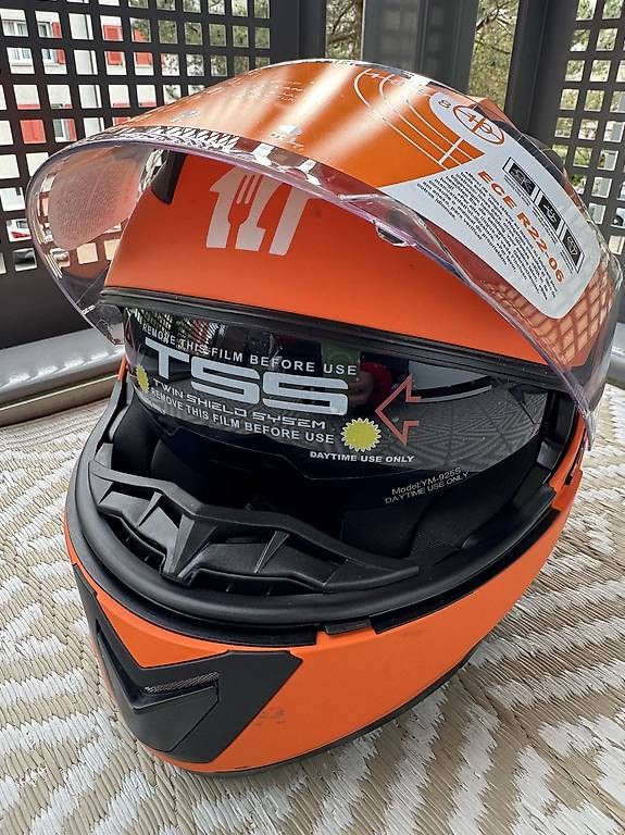 Caschi & visiere: Helm – Usato da Wil SG venduto da aleskor 2