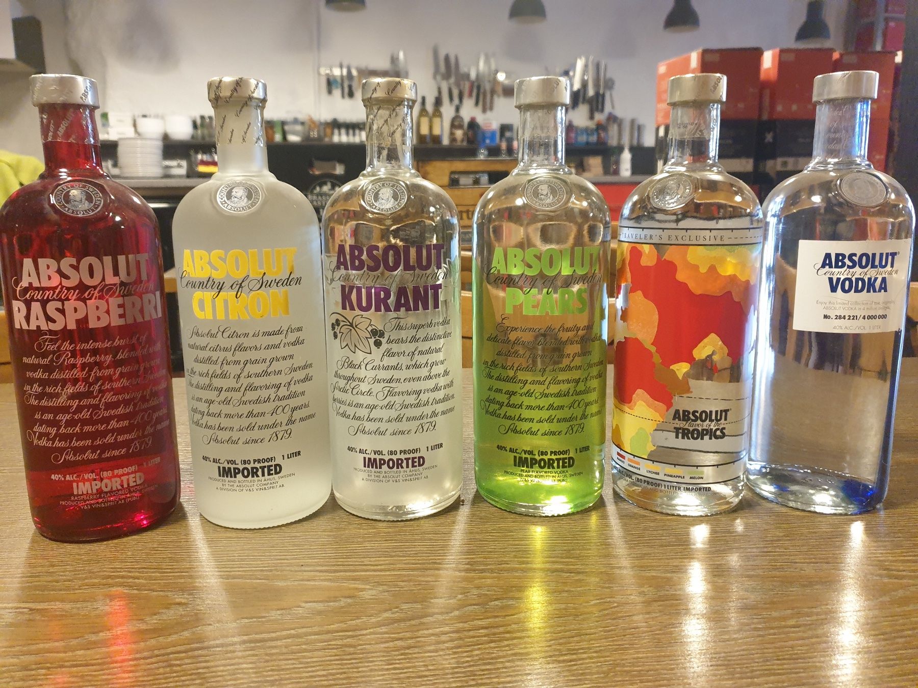 Absolut Vodka Bevande alcoliche: 55 Flaschen Absolut Vodka 1lt ungeöffnet – Nuovo e nell'imballaggio originale da Zofingen venduto da Schneewittchen65 1