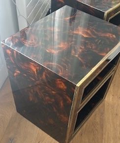 Comodini: Tortoise shell effect and brass finish vintage bedside table – Usato da Zollikon venduto da kmg1 6