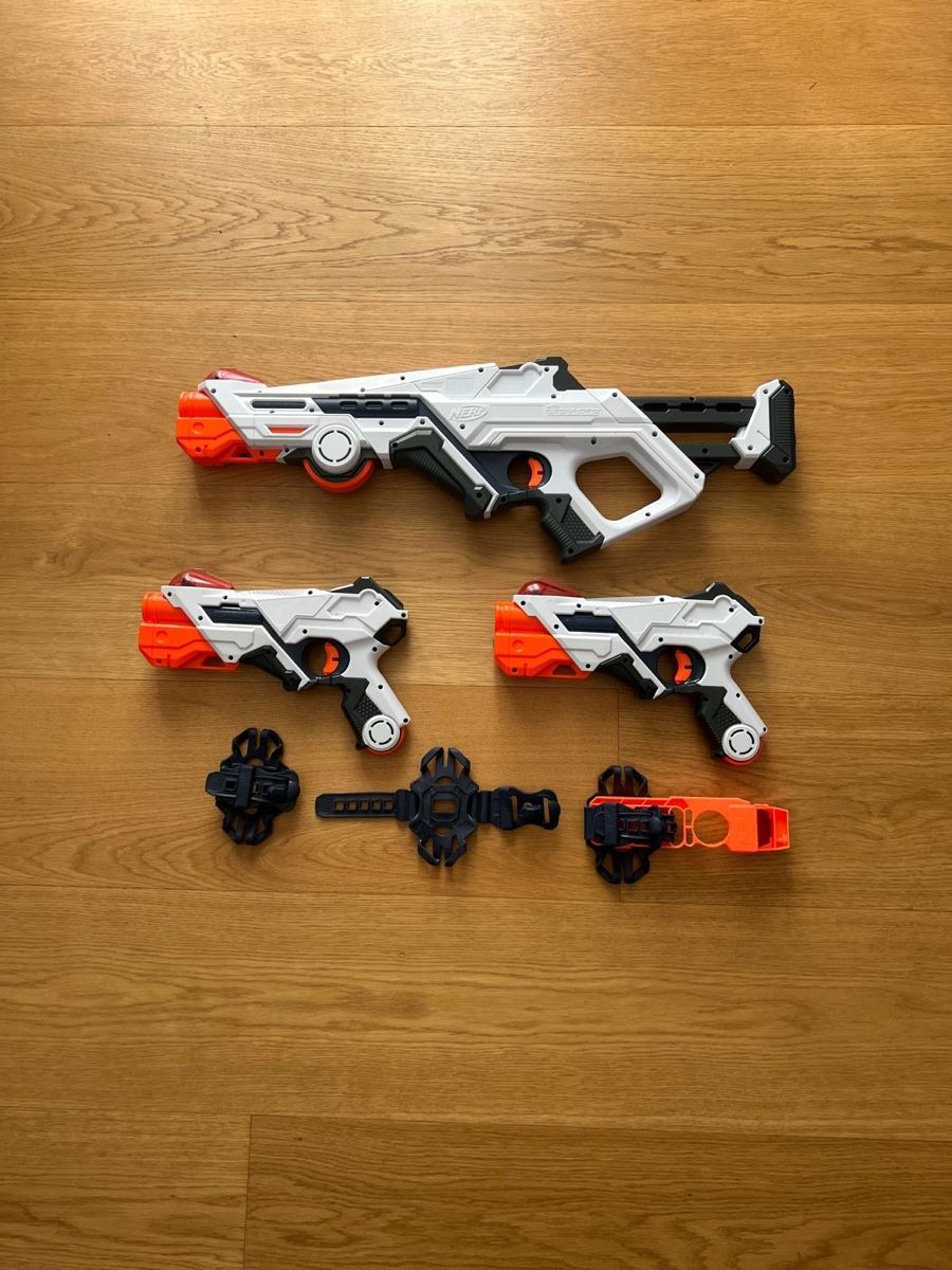 Nerf Jouets: Nerf Set – D'occasion à Zürich par jul_dq5c 1