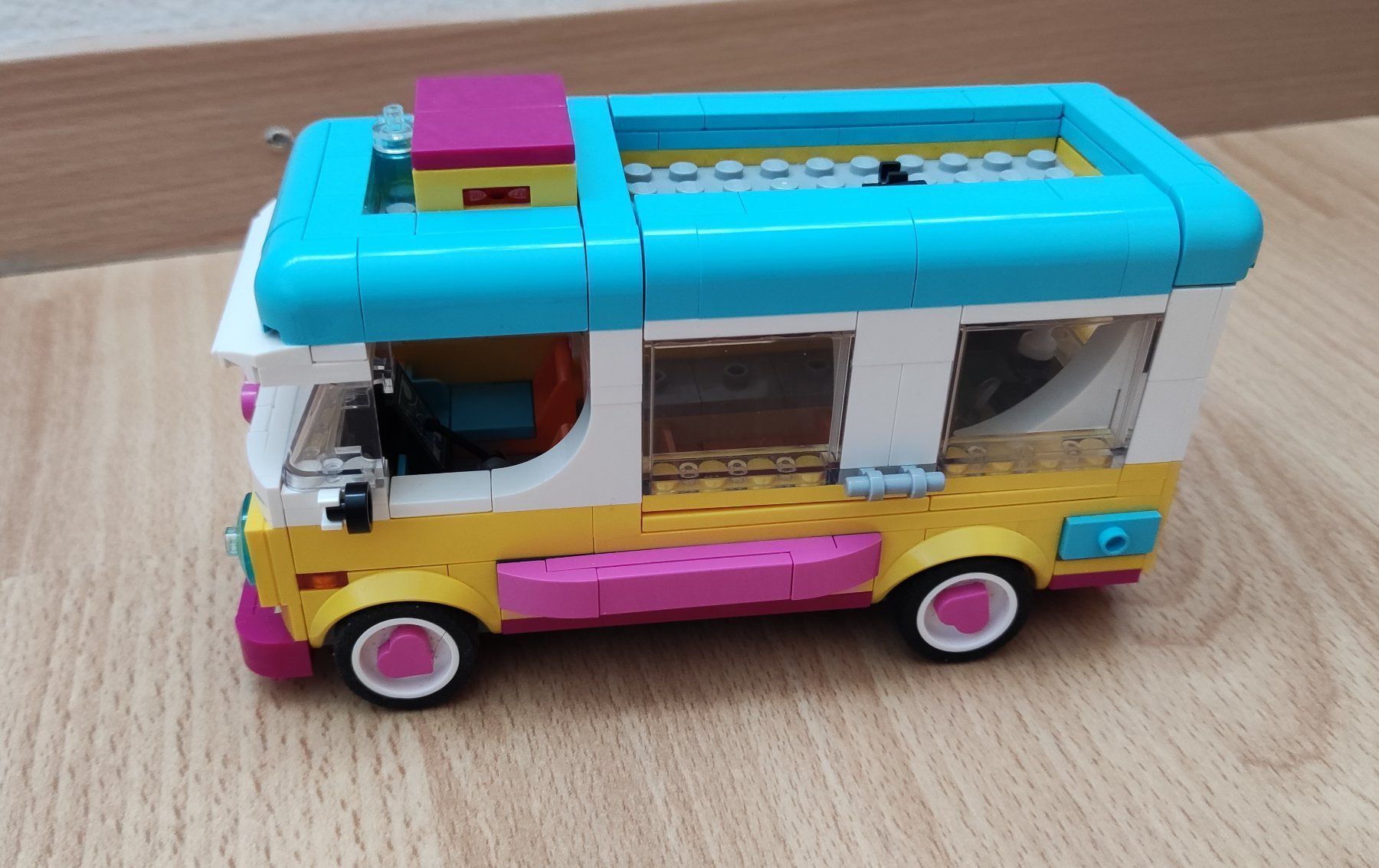 Lego Giocattoli: Lego Friends Camperbus – Usato da Chur venduto da Rodanisa 5