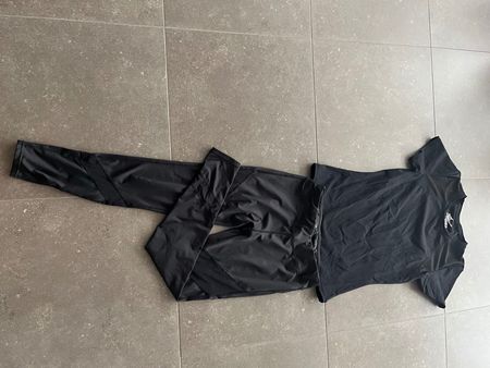 Brunex Shirt plus Leggins in schwarz - Grösse XS/S