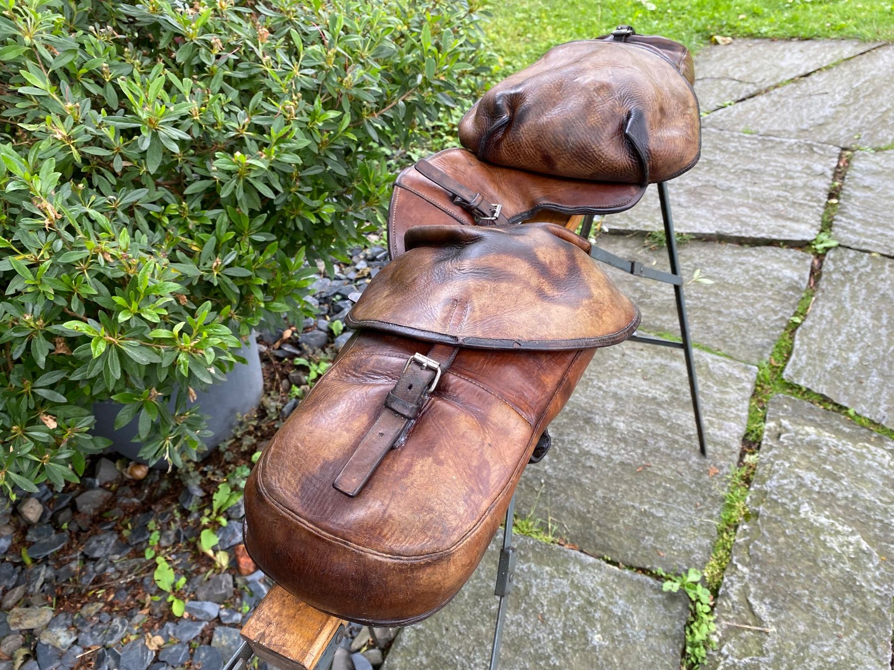 Ciclomotori: schöne Schweizer Militär Satteltaschen – Usato da Feldbach venduto da Fea1 1
