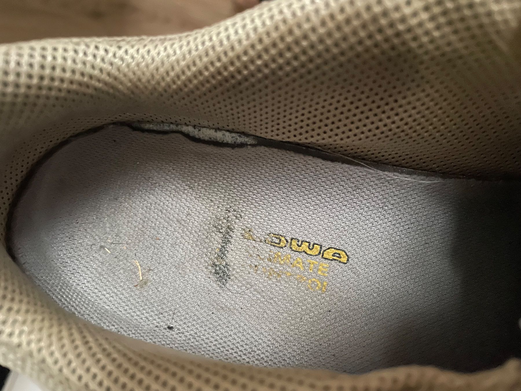 Lowa Scarpe da donna: Lowa Wanderschuhe Gr. 37 beige, Damen Trekkingschuhe – Usato da Winkel venduto da Kade50 3