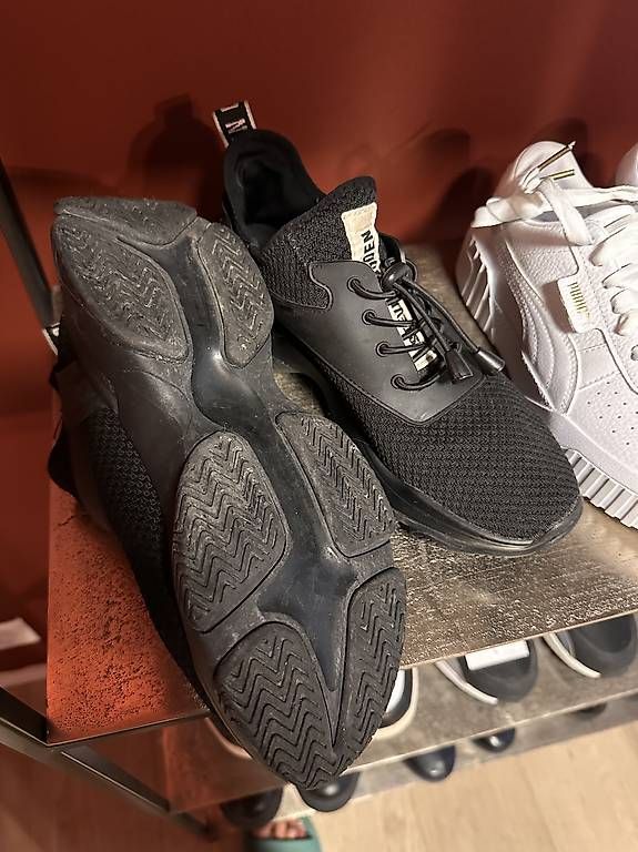 Steve Madden Chaussures hommes: Sneaker Steve Madden – D'occasion à baar par may_8fwr 1