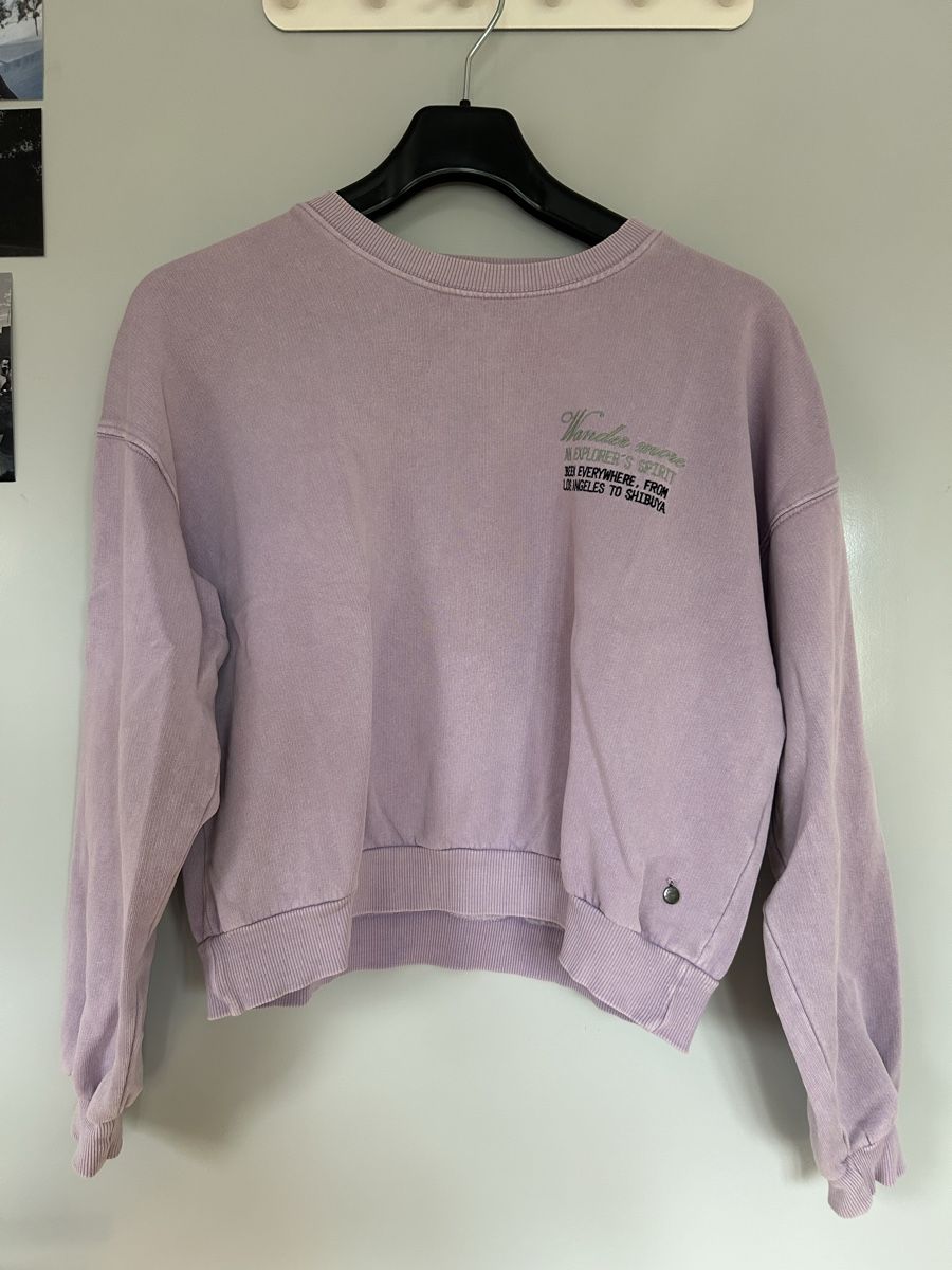 Pull&Bear Pulls & Sweat-shirts: Lässiger Lila Pullover – D'occasion à Oberkirch LU par ali_7mvs 1