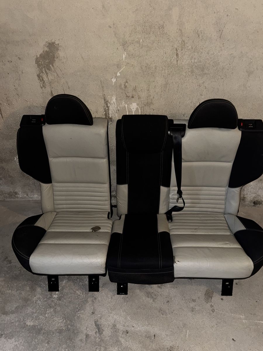 Volvo Alle Autoersatzteile: Sedili posteriori Volvo v50 – Gebraucht aus Locarno von Nickcash
