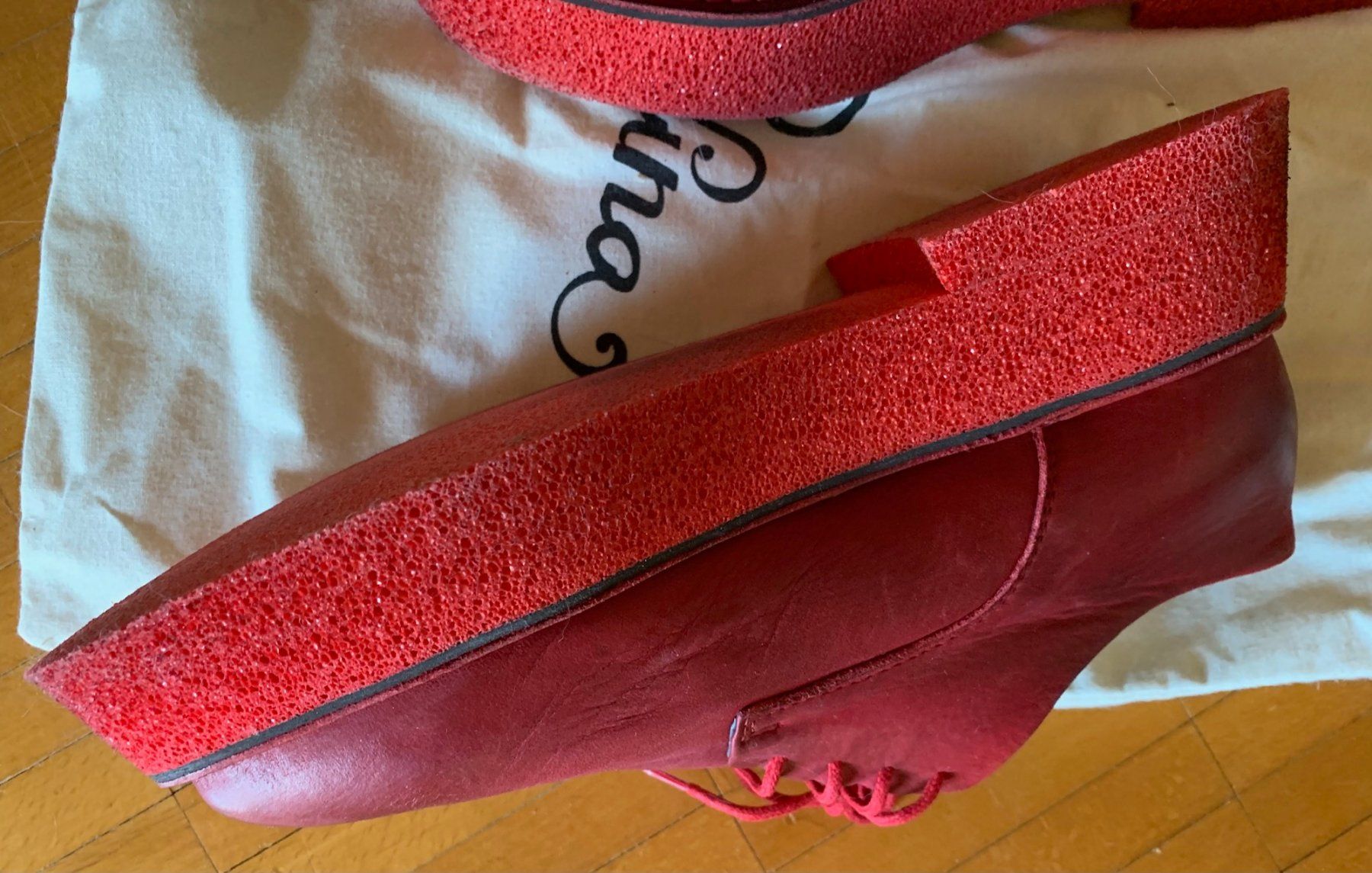 Lofina Scarpe da donna: LOFINA Leder Schnürschuhe, rot, 37 – Nuovo (secondo la descrizione) da Pfäffikon ZH venduto da fingerprints 1