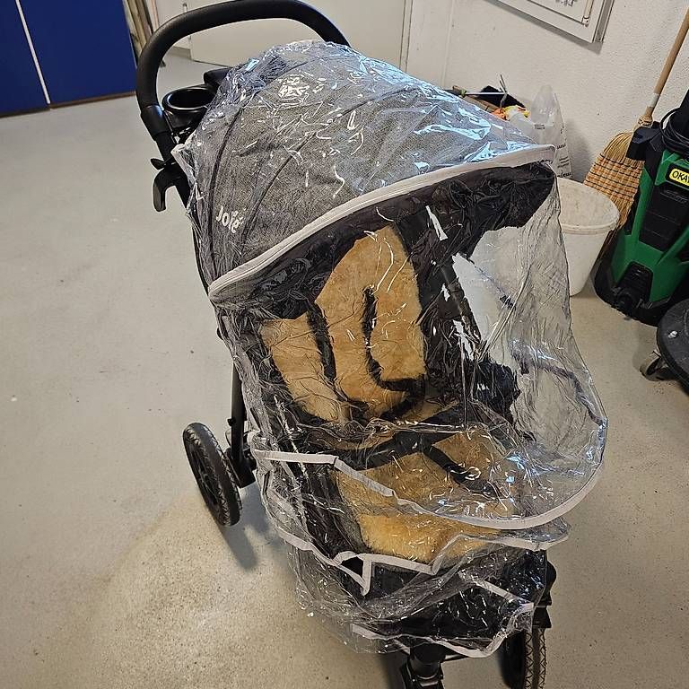 Carrozzine: Kinderwagen – Usato da Sünikon venduto da hrb_nn98 1