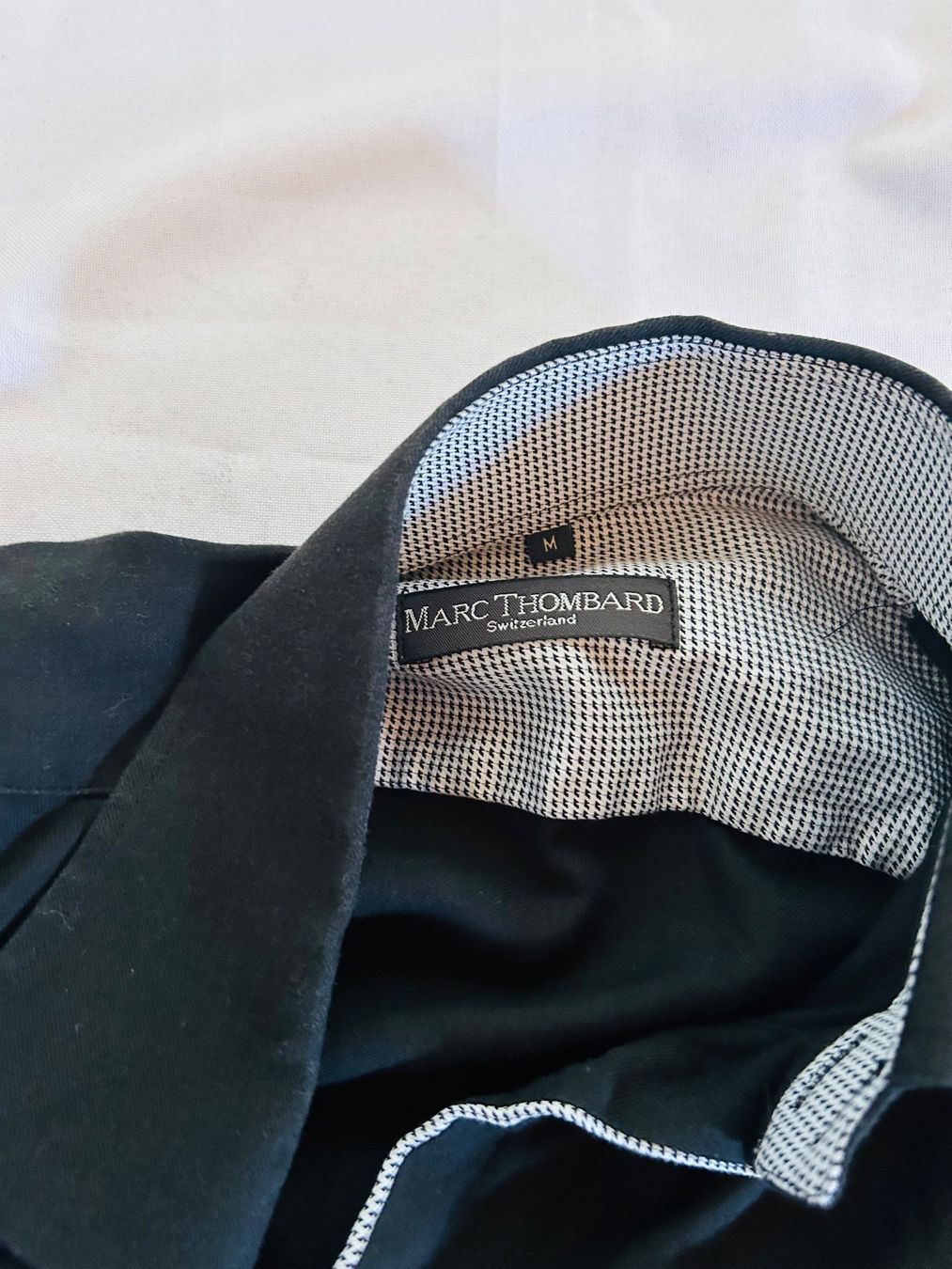 Camicie: Hemd-Bundle – Usato da Stein am Rhein venduto da Simplex1 1