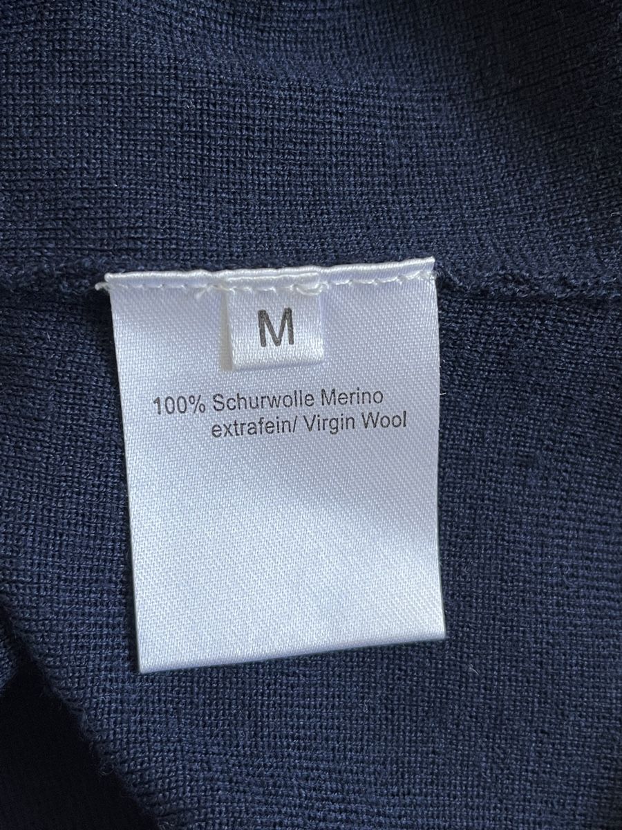 Navyboot Maglioni & Felpe: NAVYBOOT Pullover blau Gr.  M, 100% Merino Wolle – Usato da Zürich venduto da Kleanthy 3
