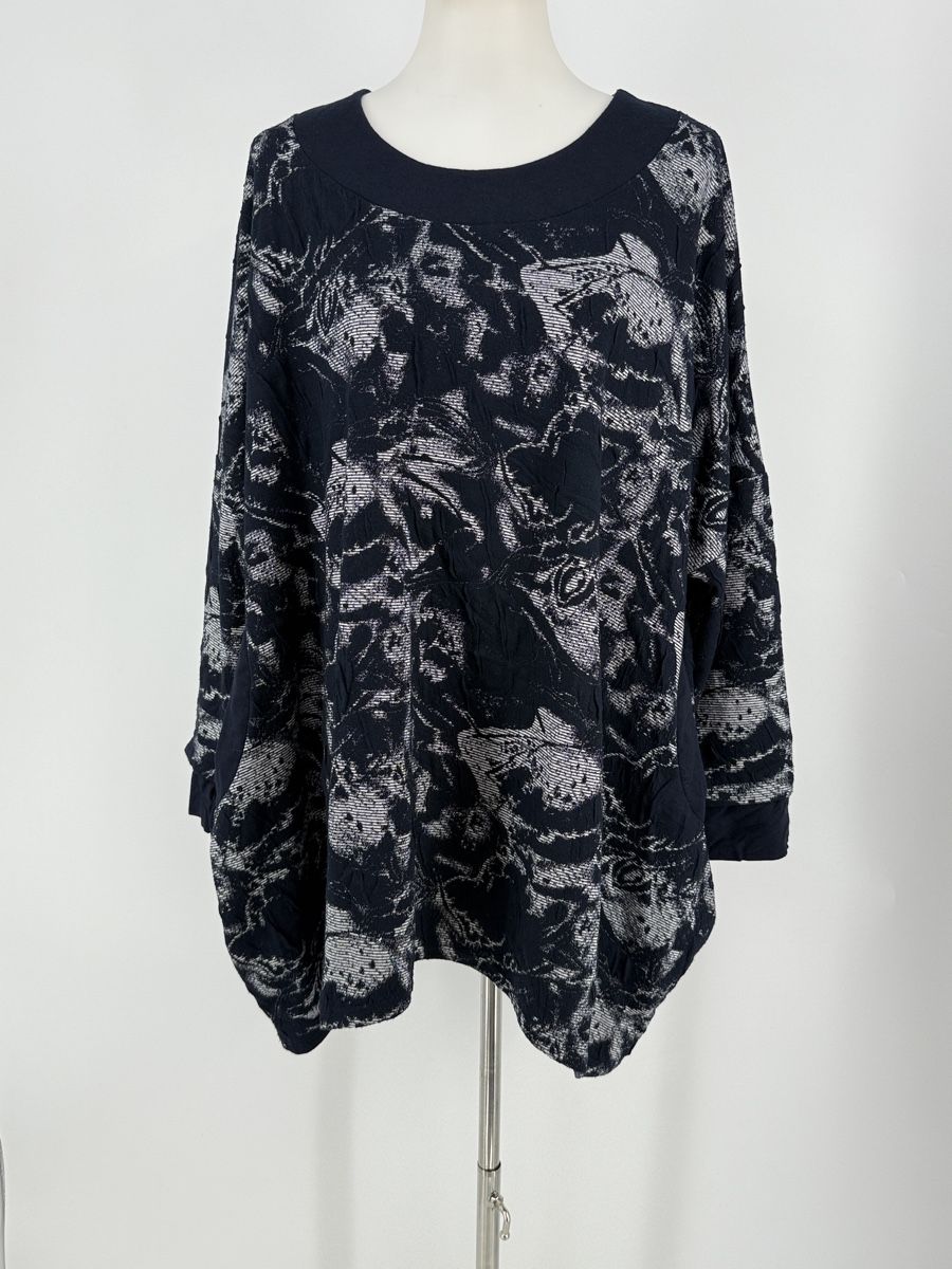 Pulls & Sweat-shirts: Pullover Gr. 46/48 von Naveed Mode  – D'occasion à Auenstein par moin.