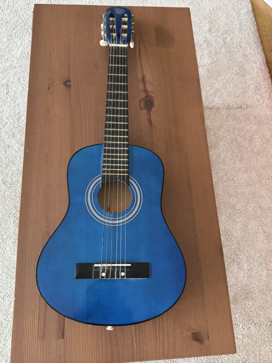Musikinstrumente: Kinder - Gitarre – Gebraucht aus Zürich von Engine