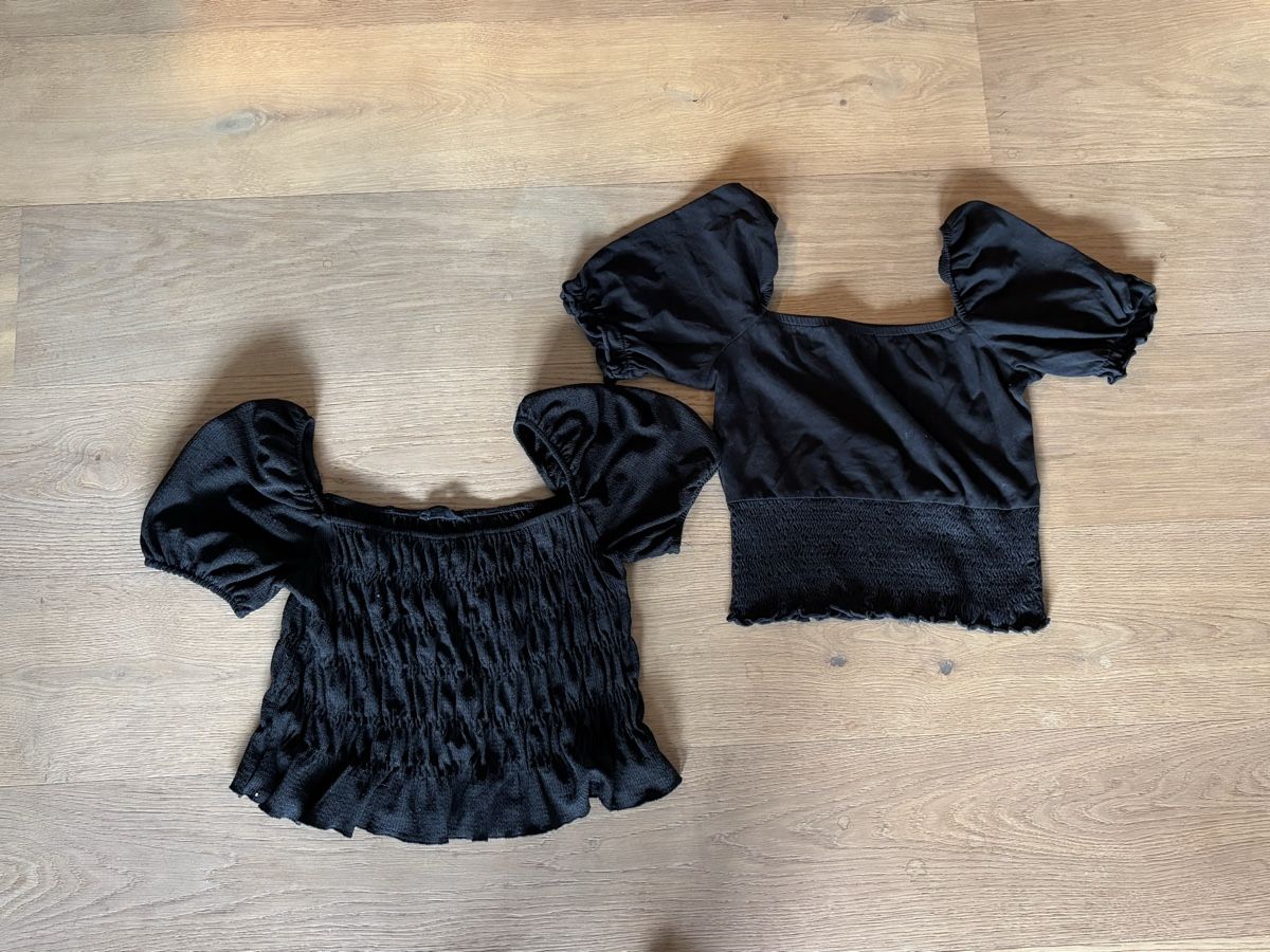 Top: 2 schwarze Tops, Bauchfrei - neuwertig – Usato da Pfäffikon ZH venduto da sunshine9500