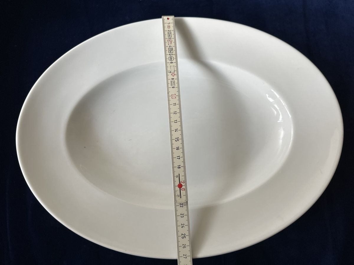 Rosenthal Servierplatten: Rosenthal, Germany, Epoche, ovale Servierplatte – Gebraucht aus Zürich von Chaeffeler 4