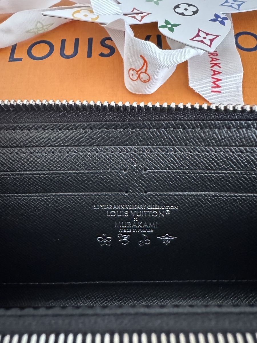 Louis Vuitton Portamonete: Louis Vuitton x Murakami Clemence Multicolor M13408 – Nuovo e nell'imballaggio originale da Zürich venduto da cfhard 1