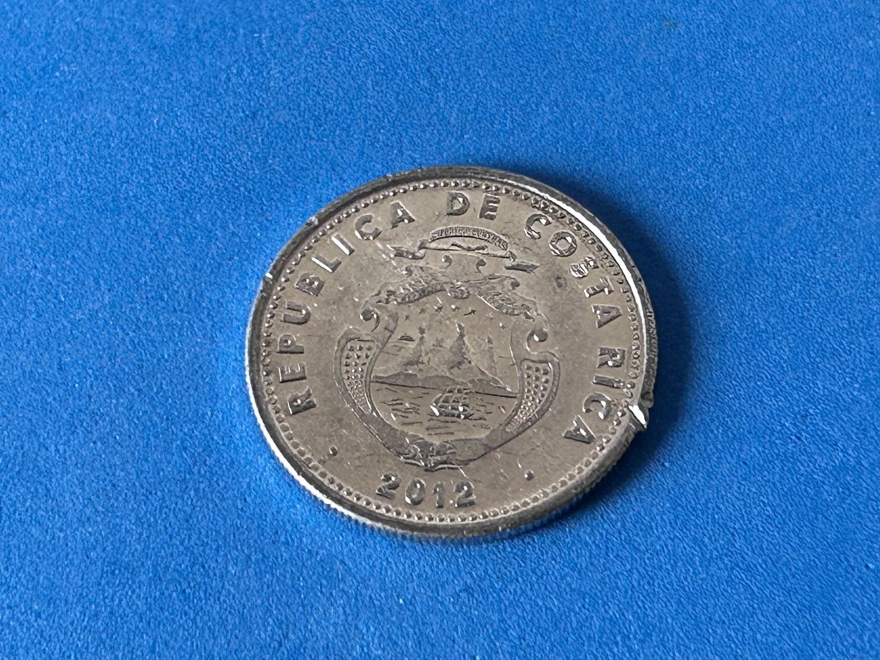 Alle Münzen: Costa Rica - 10 Colones 2012 – Gebraucht aus Corcelles NE von AJKader 1