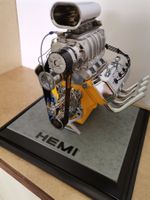Hemi-V8-Rennmotor 392, 1:6