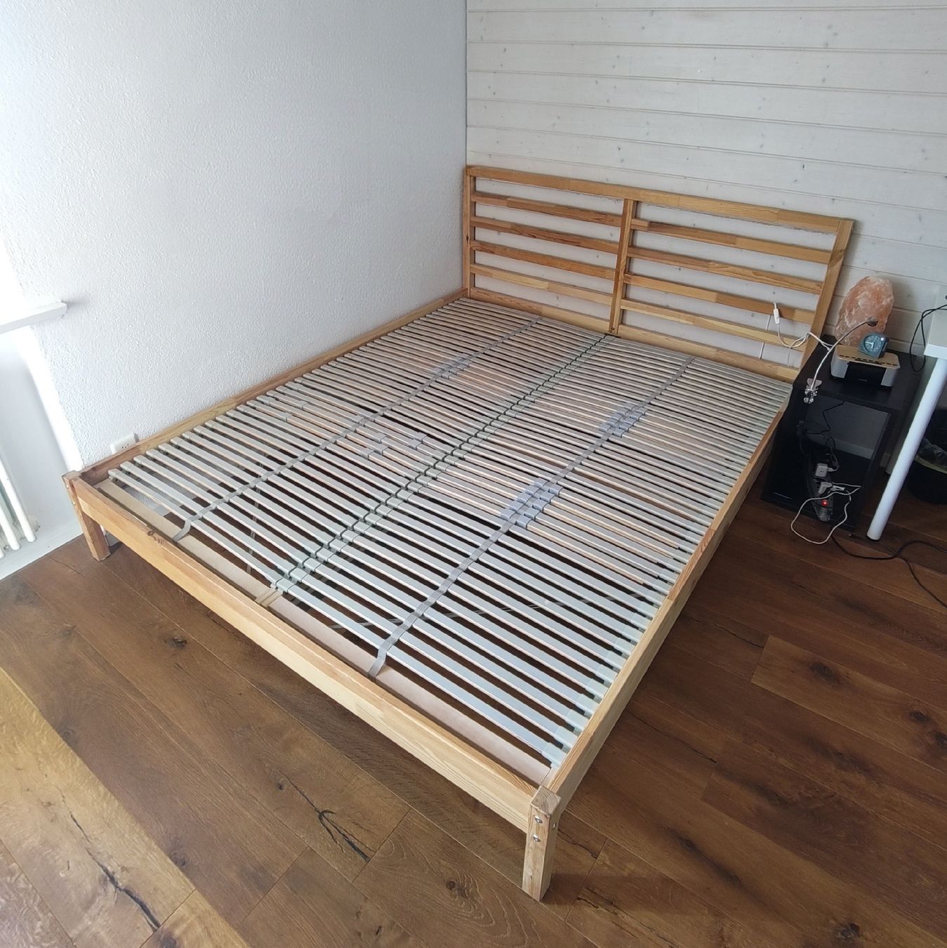 Ikea Lits: Bettgestell 160x200cm – D'occasion à Suhr par smoerga