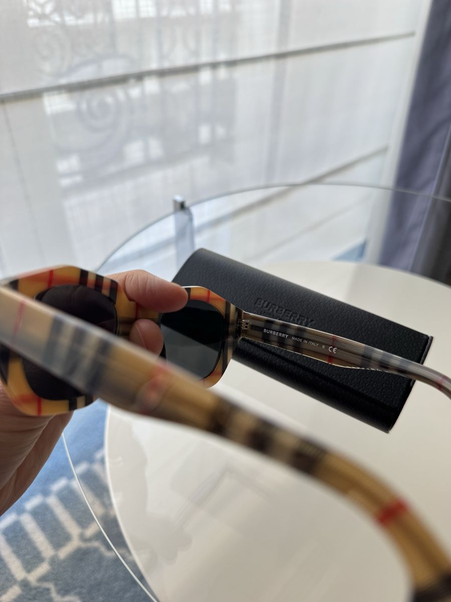 Burberry Occhiali & Lenti: Burberry Sonnenbrille - ungetragen – Nuovo (secondo la descrizione) da Orselina venduto da stefaniamenz 1